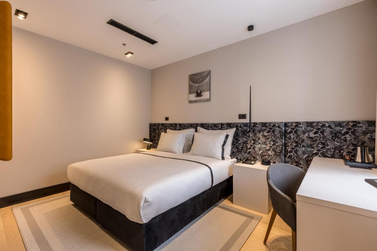 Cora Hotel Сплит Экстерьер фото