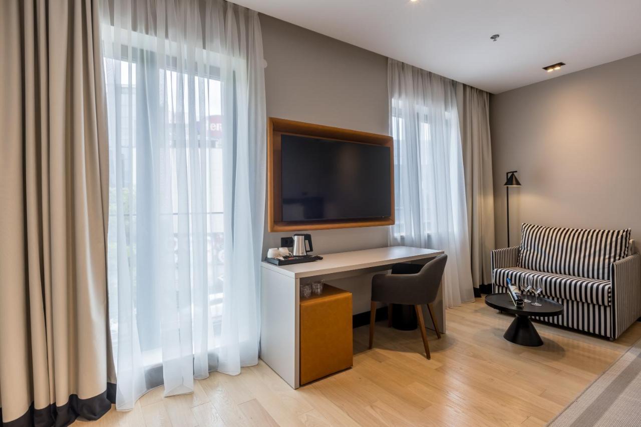 Cora Hotel Сплит Экстерьер фото
