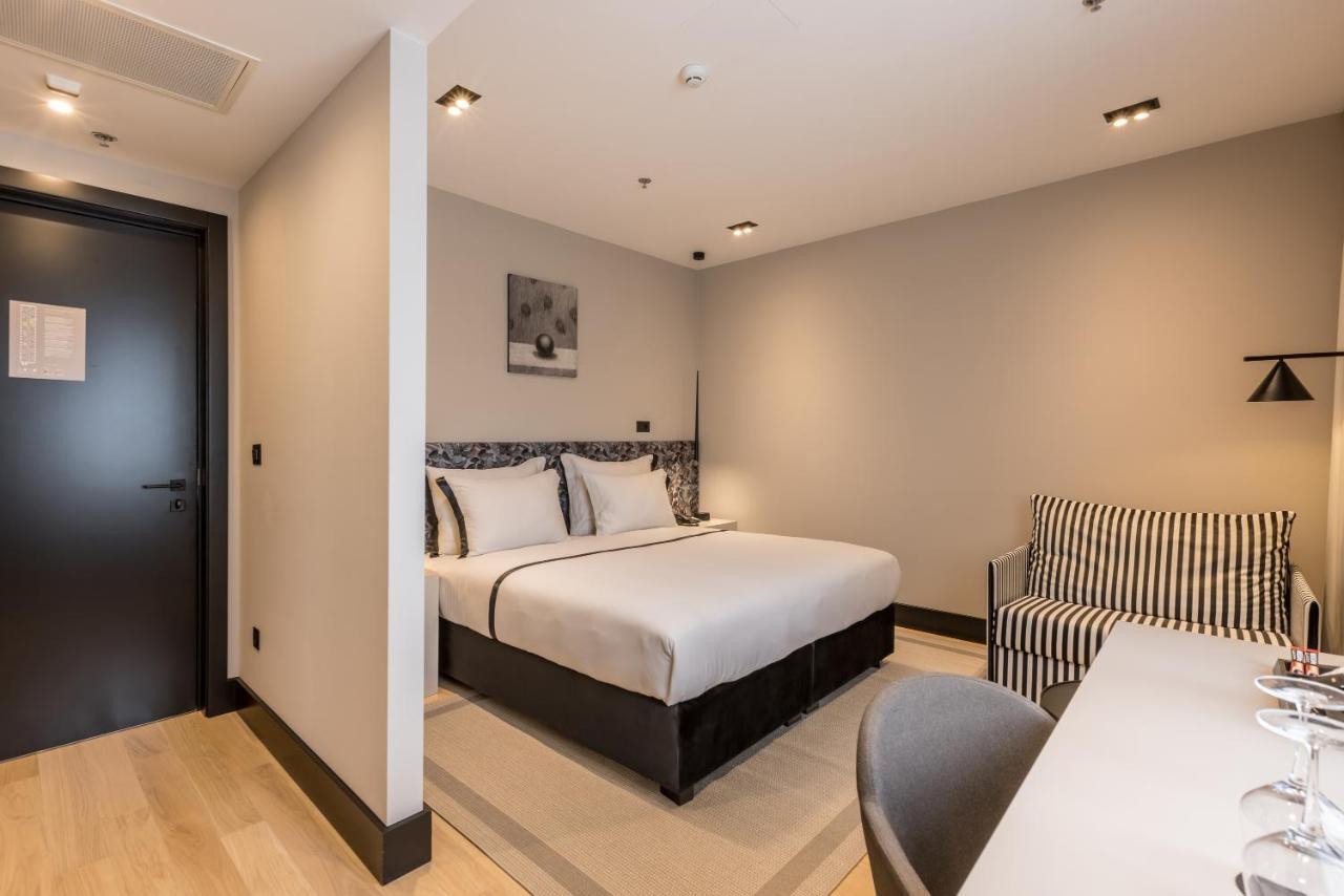Cora Hotel Сплит Экстерьер фото