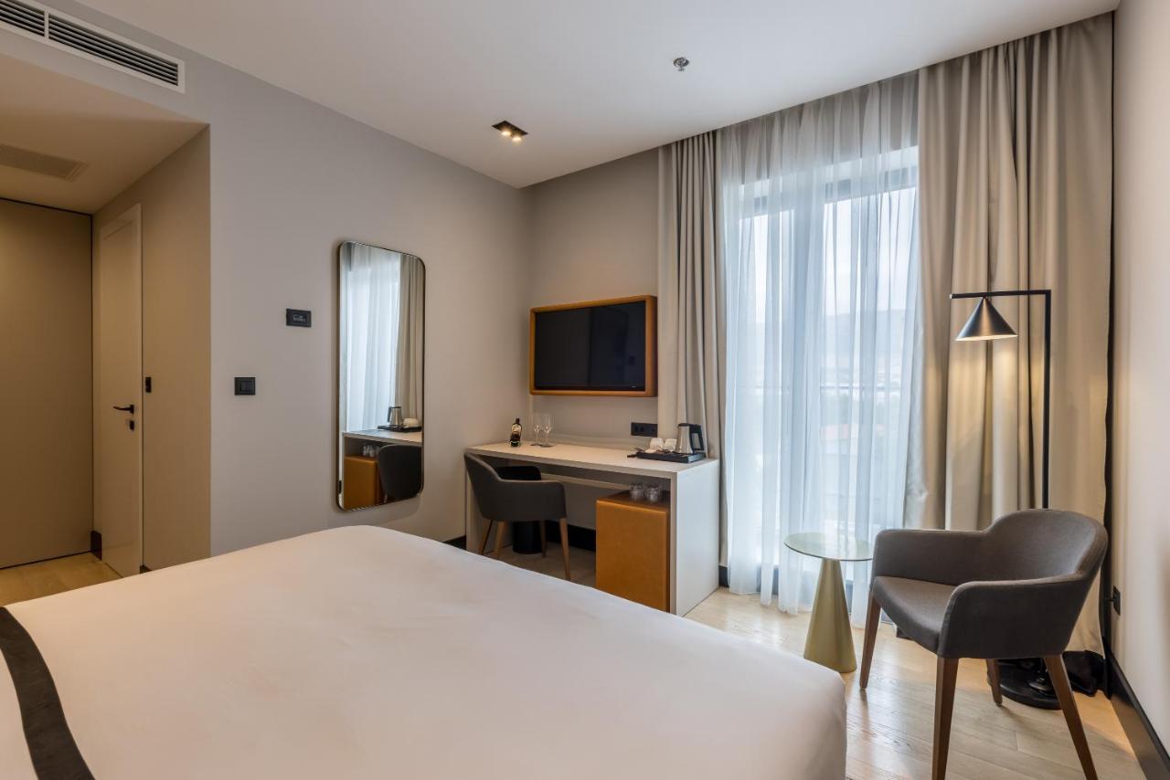 Cora Hotel Сплит Экстерьер фото