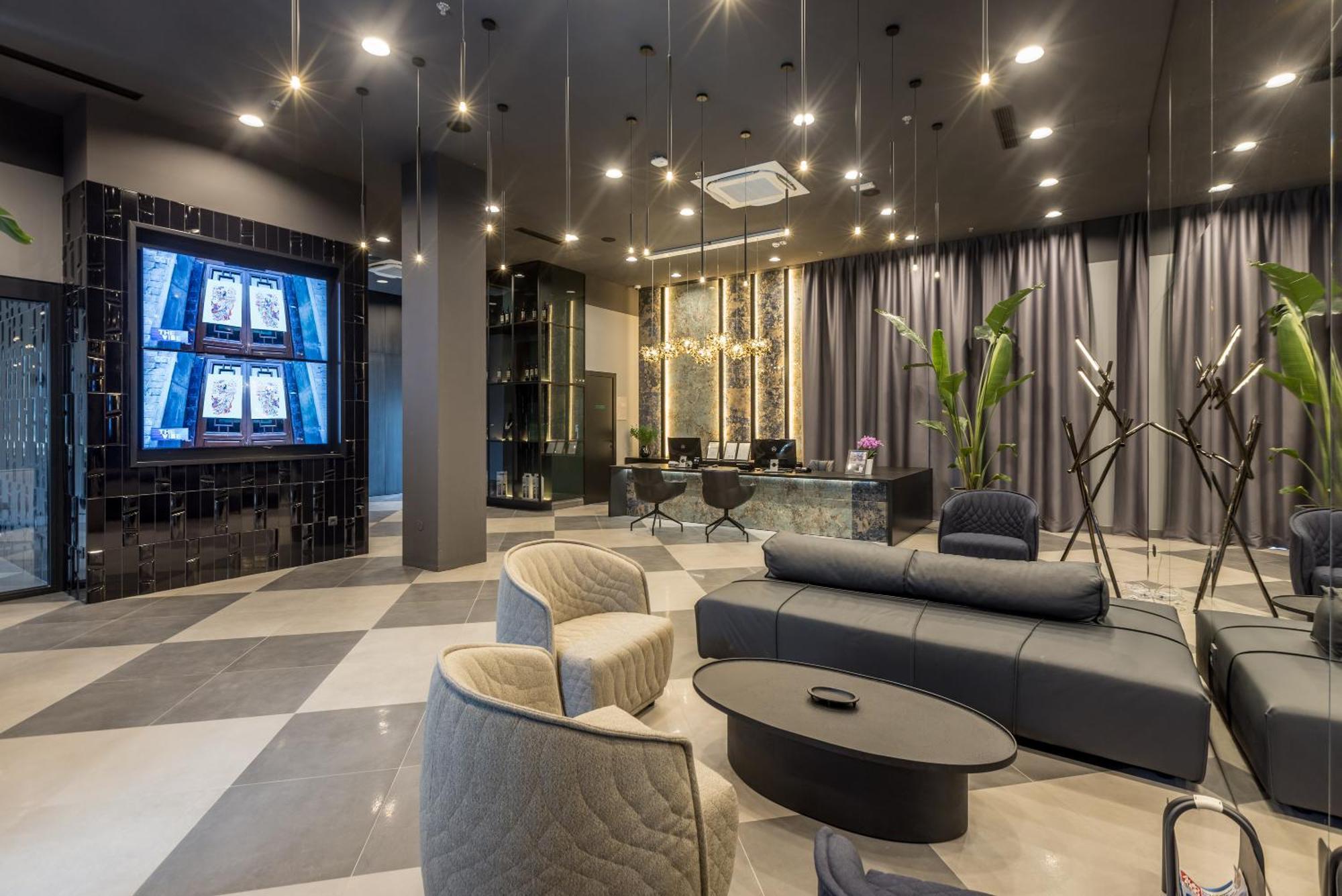 Cora Hotel Сплит Экстерьер фото